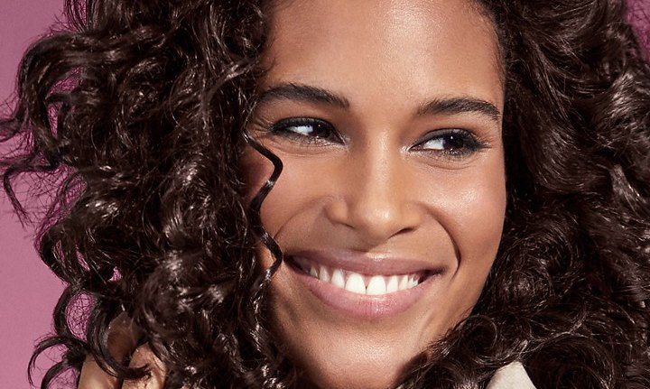 Cómo hidratar el pelo muy seco y dañado | L’Oréal Paris